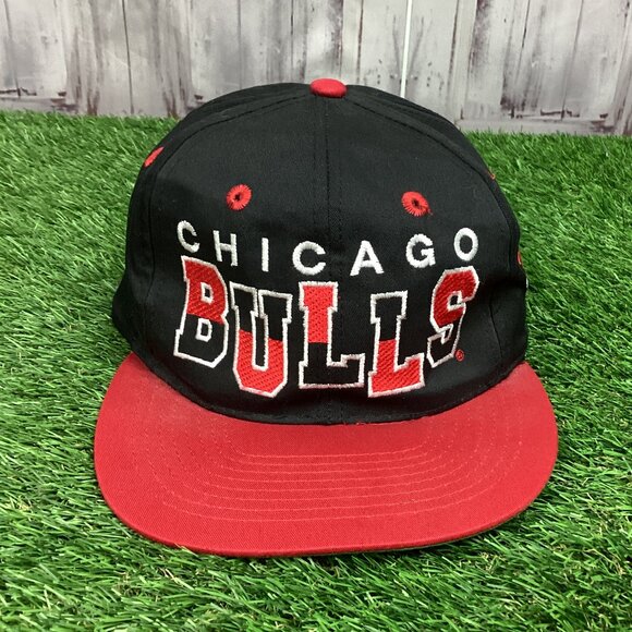 Vintage 90s Chicago Bulls Snapback Cap Hat - Picture 1 of 9